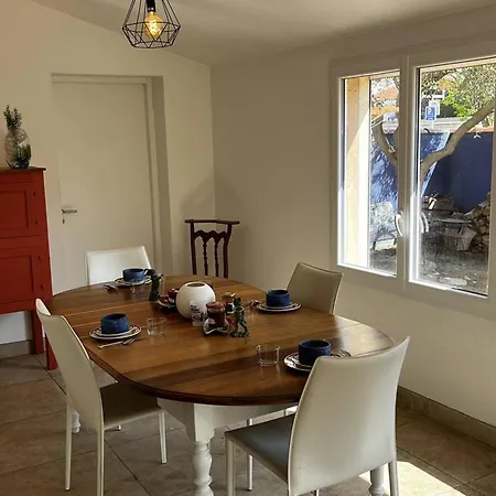 Σπίτι διακοπών Maison A Proche De La Et Des Commodites - Fr-1-696-84 *